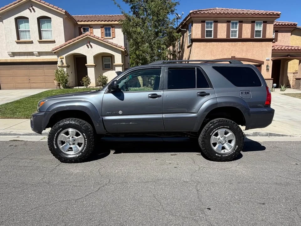 2009 Toyota 4Runner 4th Gen - Image 2 of 17