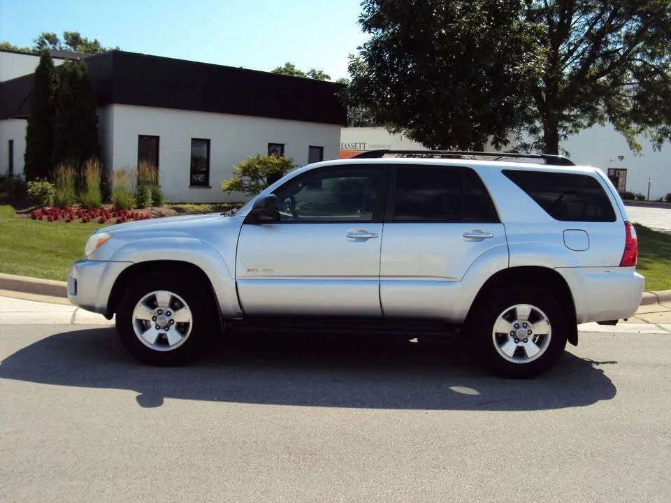 2009 Toyota 4Runner 4th Gen - Image 10 of 16