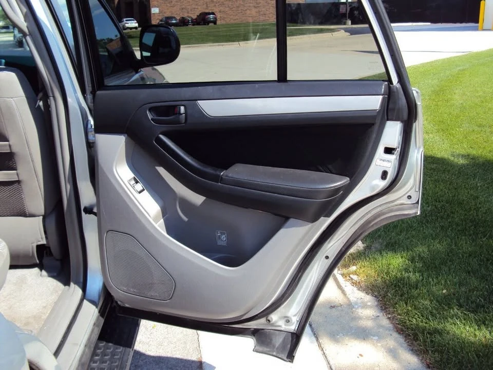2009 Toyota 4Runner 4th Gen - Image 14 of 16