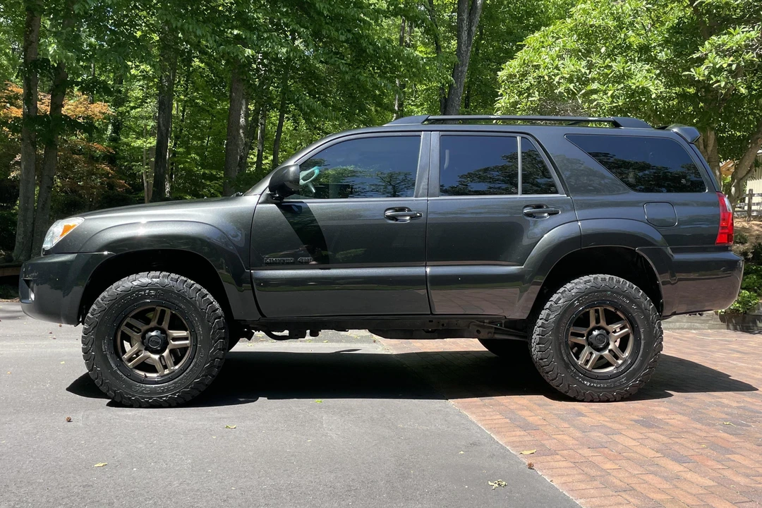 2009 Toyota 4Runner 4th Gen - Image 3 of 31
