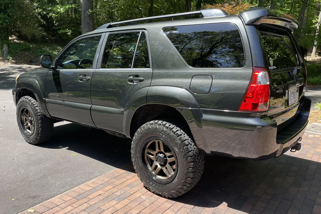 2009 Toyota 4Runner 4th Gen - Image 4 of 31