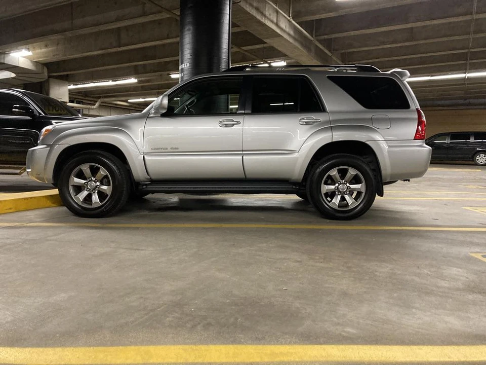 2009 Toyota 4Runner 4th Gen - Image 9 of 19