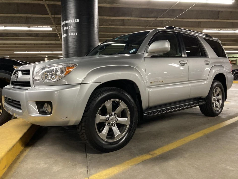2009 Toyota 4Runner 4th Gen - Image 8 of 19