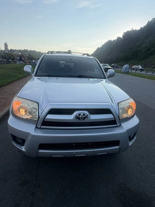 2009 Toyota 4Runner 4th Gen - Image 2 of 4