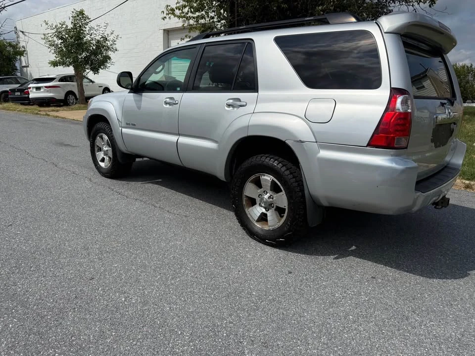 2009 Toyota 4Runner 4th Gen - Image 3 of 11