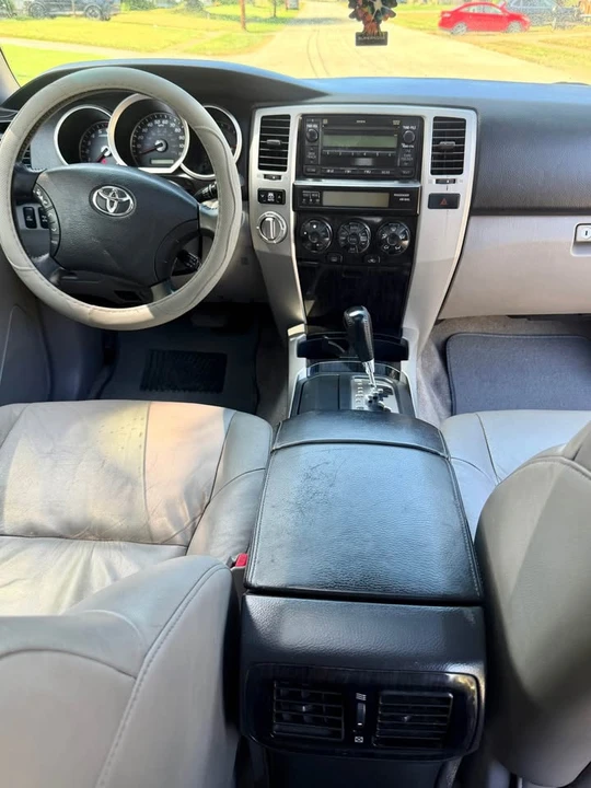 2009 Toyota 4Runner 4th Gen - Image 4 of 10