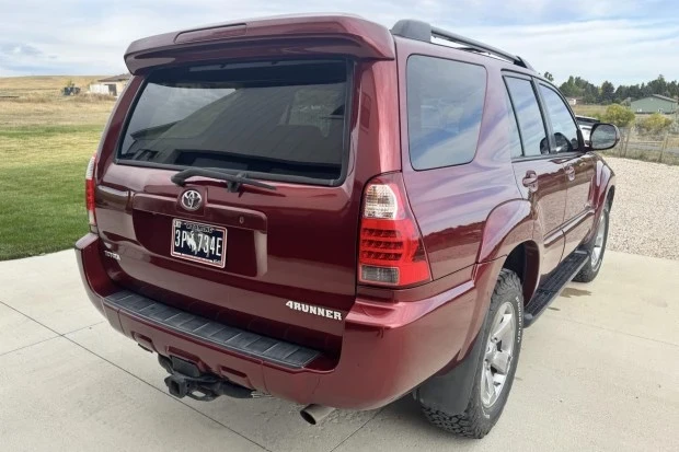 2009 Toyota 4Runner 4th Gen - Image 2 of 7