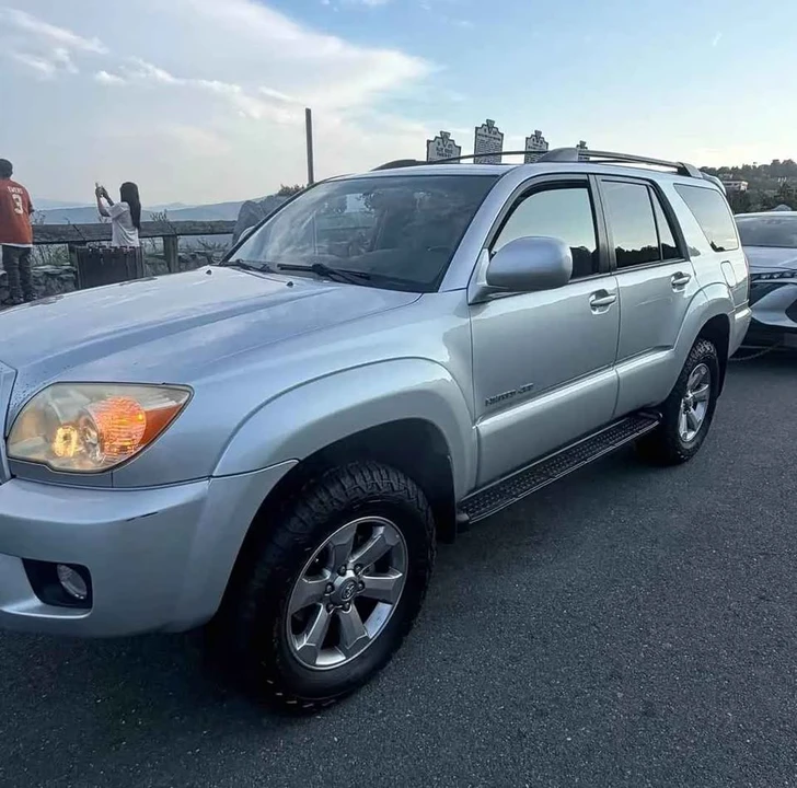 2009 Toyota 4Runner 4th Gen - Image 4 of 5