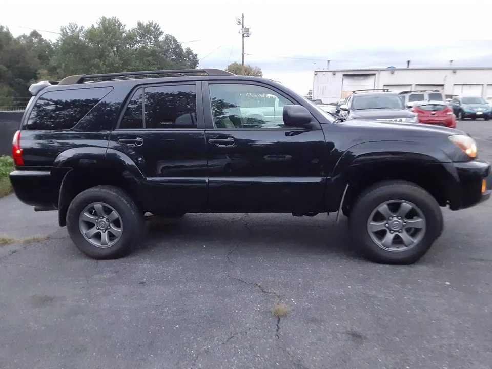 2009 Toyota 4Runner 4th Gen - Image 2 of 20