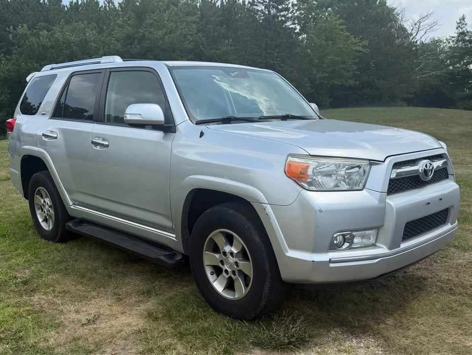 2009 Toyota 4Runner 4th Gen - Image 2 of 19