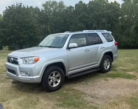 2009 Toyota 4Runner SR5 Sport Utility 4D