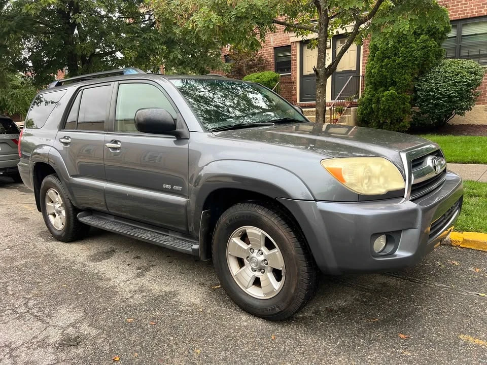 2009 Toyota 4Runner 4th Gen - Image 3 of 13