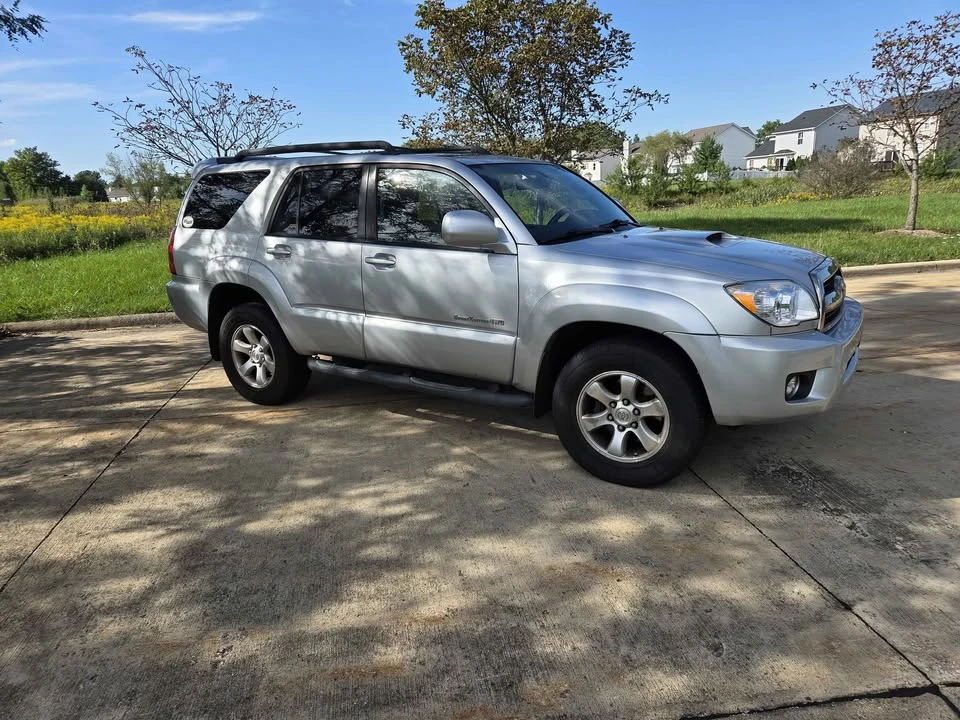 2009 Toyota 4Runner 4th Gen - Image 4 of 12