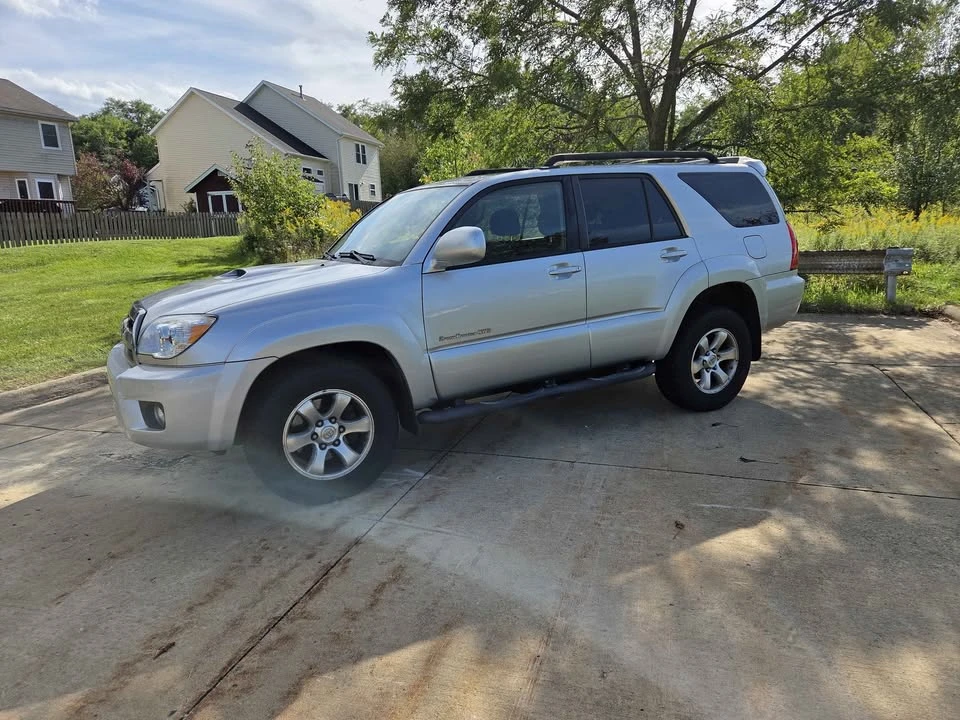 2009 Toyota 4Runner 4th Gen - Image 3 of 12