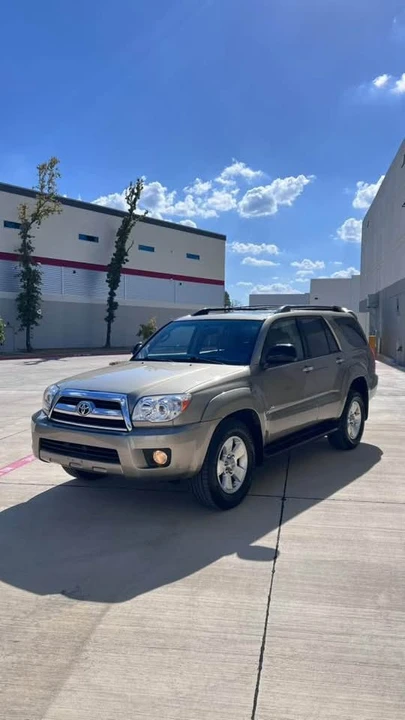2009 Toyota 4Runner 4th Gen - Image 2 of 14