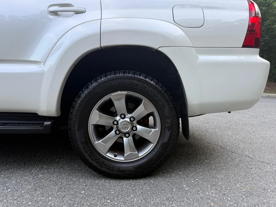 2009 Toyota 4Runner 4th Gen - Image 18 of 31