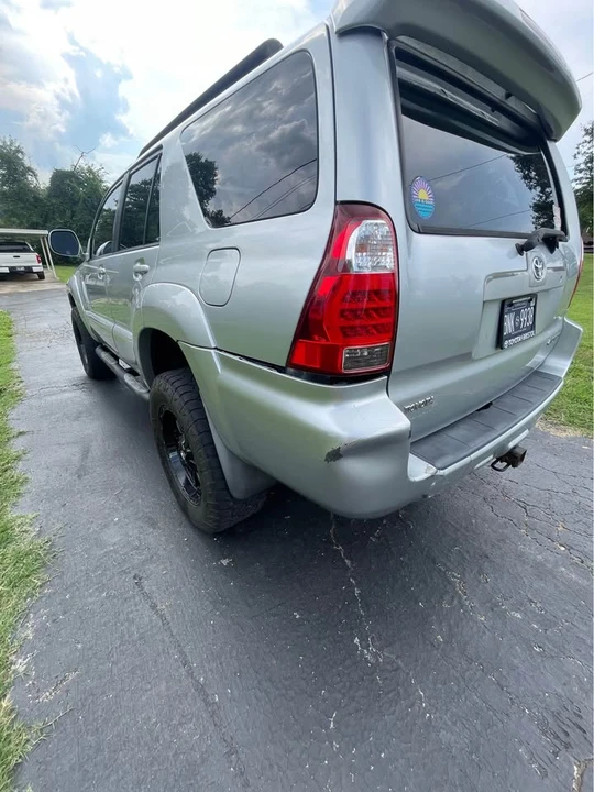2009 Toyota 4Runner 4th Gen - Image 3 of 17