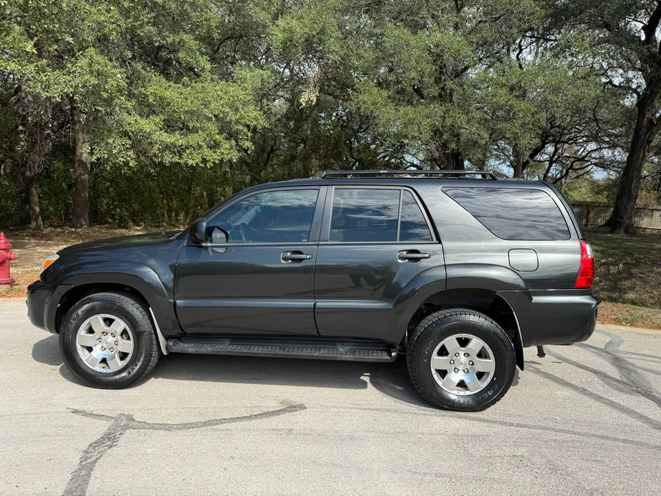 2009 Toyota 4Runner 4th Gen - Image 9 of 24