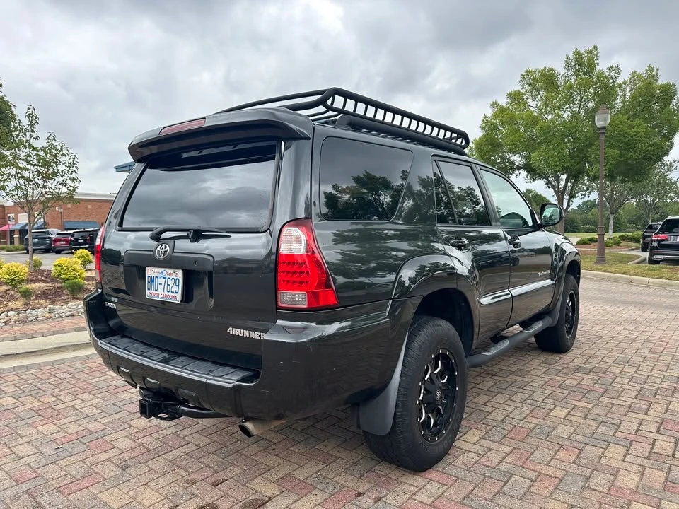 2009 Toyota 4Runner 4th Gen - Image 4 of 10