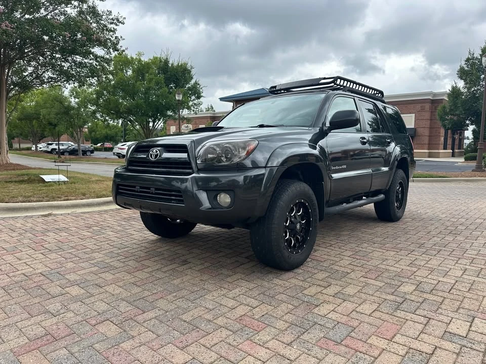 2009 Toyota 4Runner 4th Gen - Image 2 of 10