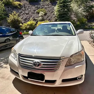 2009 Toyota Avalon XLS