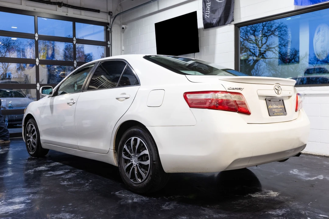 2009 Toyota Camry 6th Gen - Image 9 of 21
