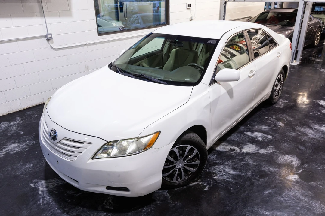 2009 Toyota Camry 6th Gen - Image 2 of 21