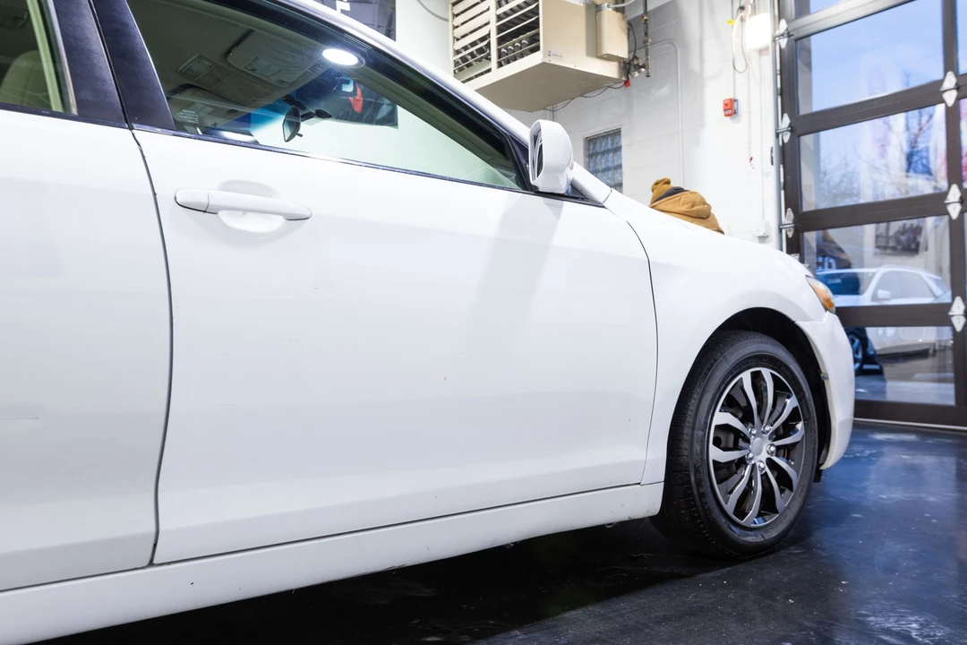 2009 Toyota Camry 6th Gen - Image 14 of 21