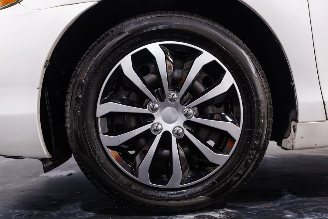 2009 Toyota Camry 6th Gen - Image 4 of 21