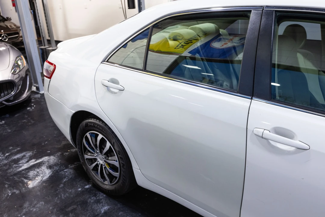 2009 Toyota Camry 6th Gen - Image 12 of 21