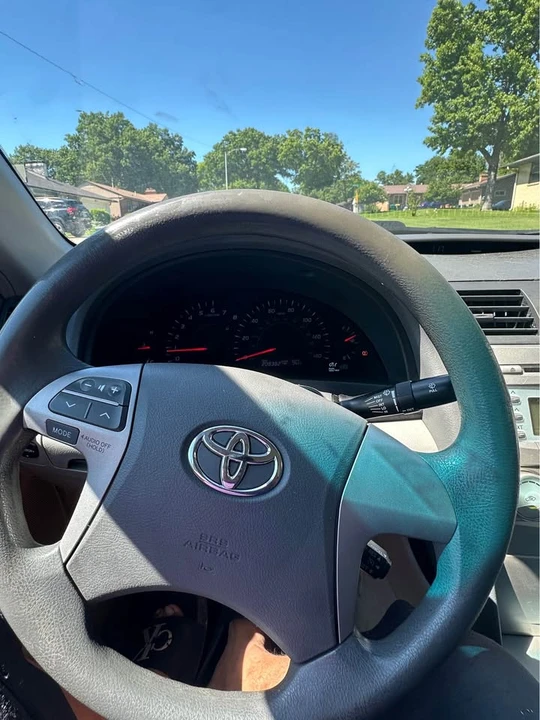 2009 Toyota Camry 6th Gen - Image 2 of 13