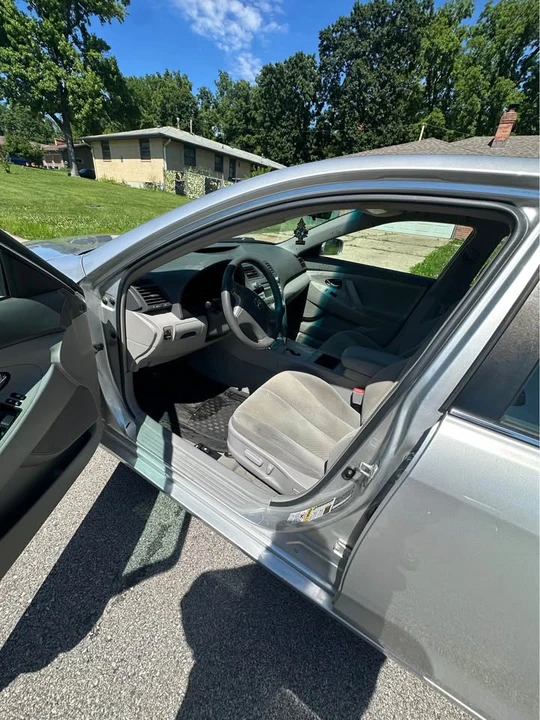 2009 Toyota Camry 6th Gen - Image 3 of 13