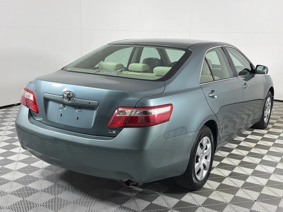 2009 Toyota Camry 6th Gen - Image 5 of 12
