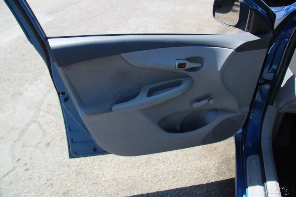 2009 Toyota Corolla 10th Gen - Image 13 of 21