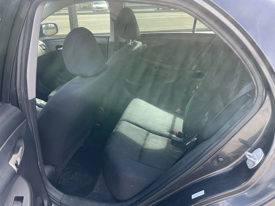 2009 Toyota Corolla 10th Gen - Image 6 of 8