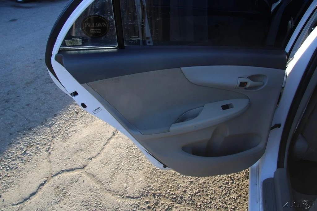 2009 Toyota Corolla 10th Gen - Image 19 of 21