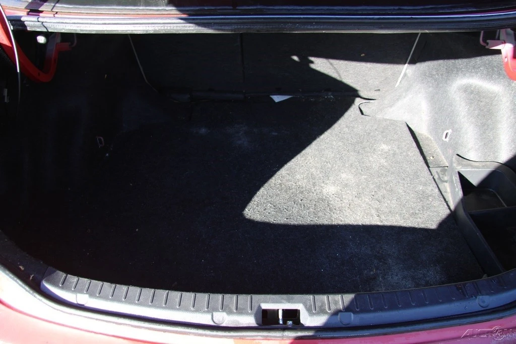 2009 Toyota Corolla 10th Gen - Image 19 of 21