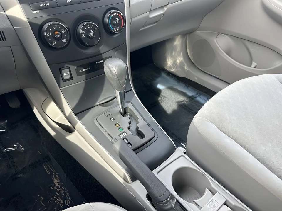2009 Toyota Corolla 10th Gen - Image 13 of 21