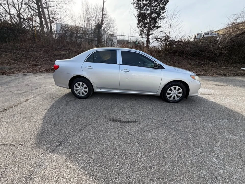 2009 Toyota Corolla 10th Gen - Image 5 of 12