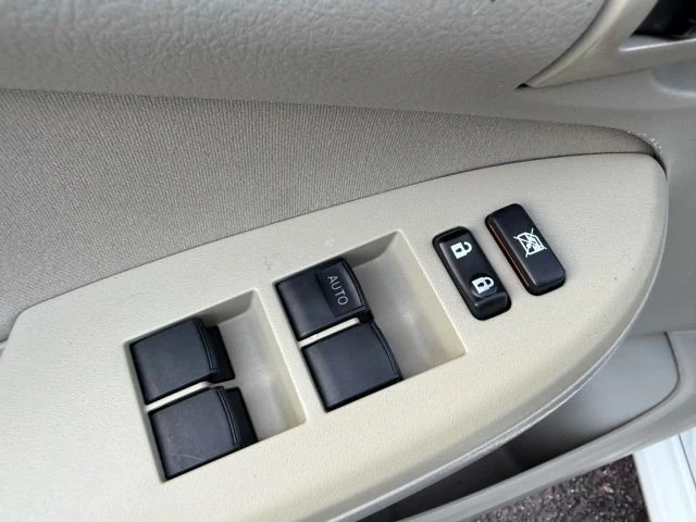 2009 Toyota Corolla 10th Gen - Image 16 of 21