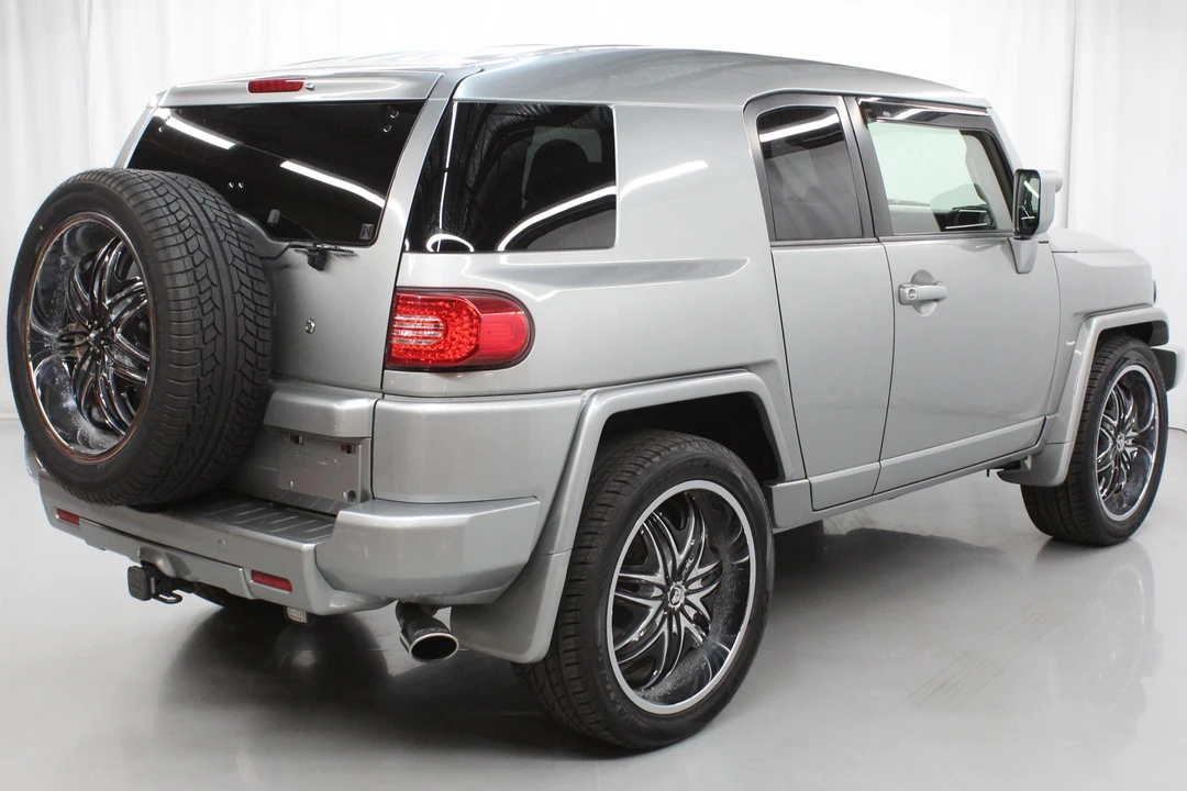 2009 Toyota FJ Cruiser - Image 5 of 5