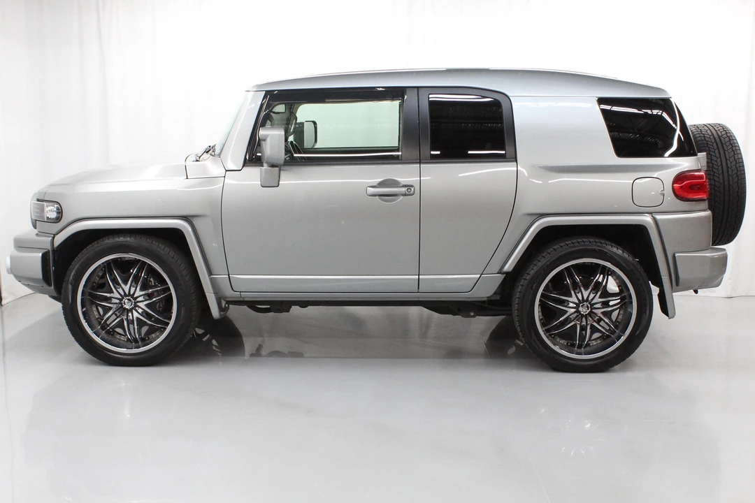 2009 Toyota FJ Cruiser - Image 3 of 5