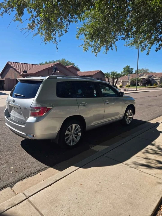 2009 Toyota Highlander - Image 3 of 7
