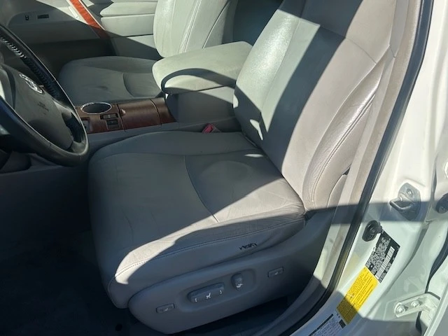 2009 Toyota Highlander - Image 16 of 21