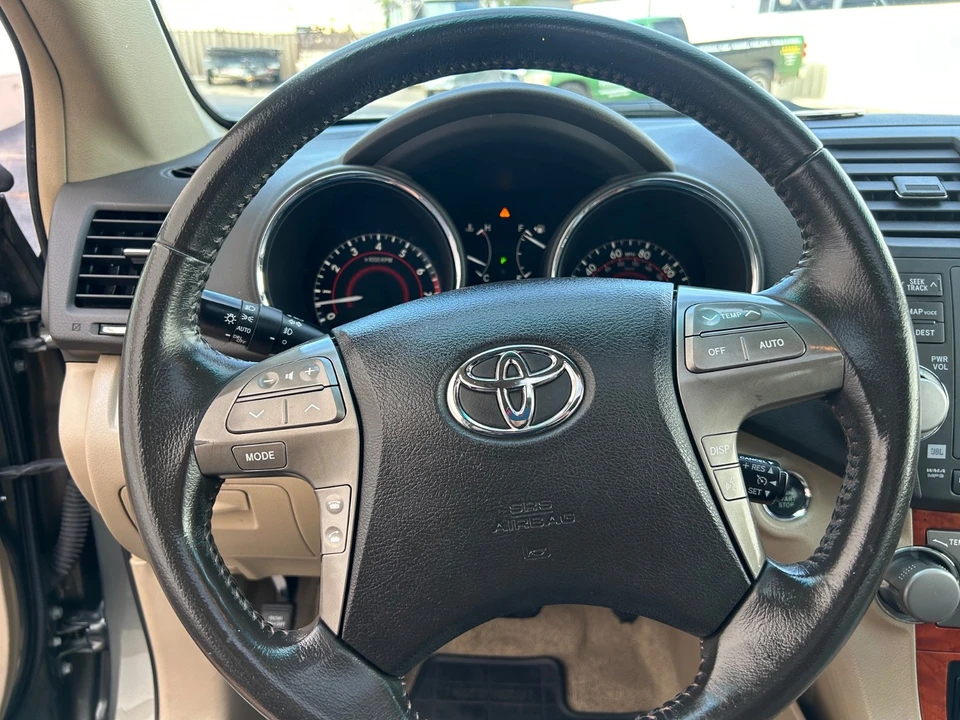 2009 Toyota Highlander - Image 18 of 21