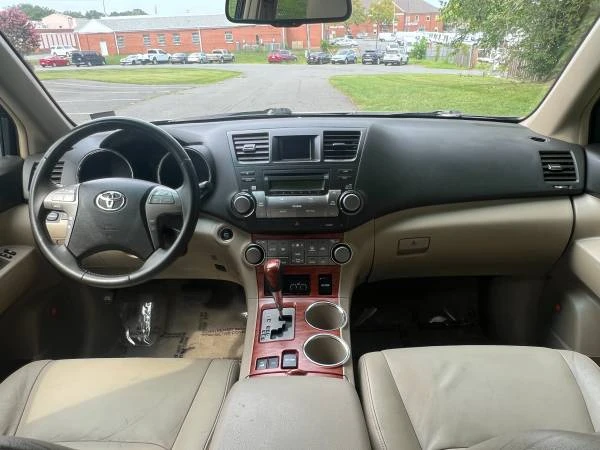 2009 Toyota Highlander - Image 18 of 21