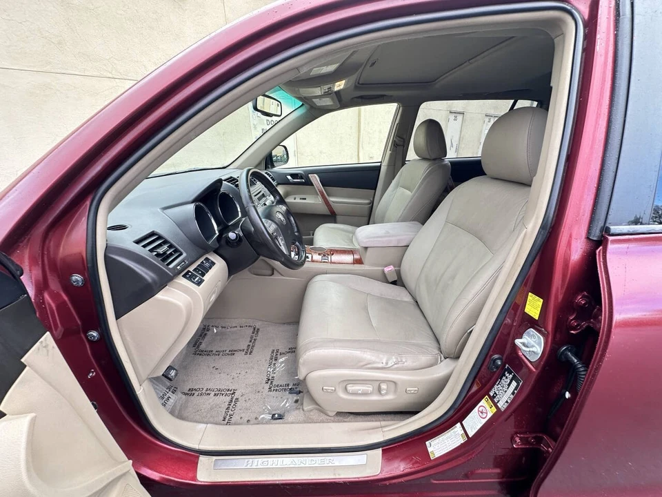 2009 Toyota Highlander - Image 9 of 21