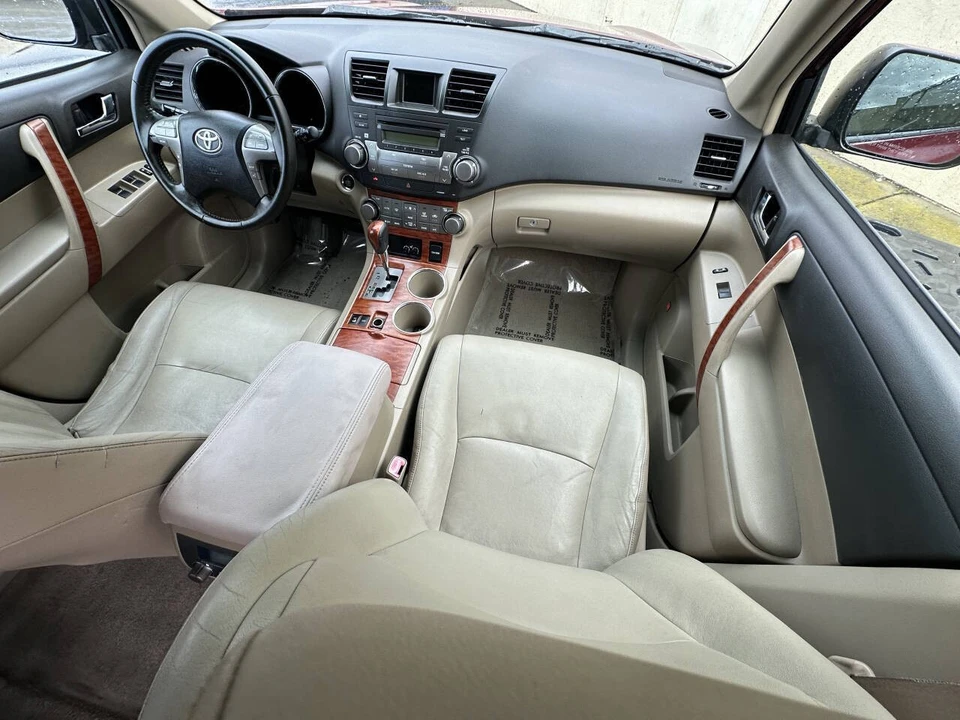2009 Toyota Highlander - Image 11 of 21