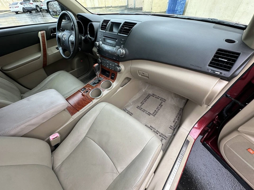 2009 Toyota Highlander - Image 13 of 21
