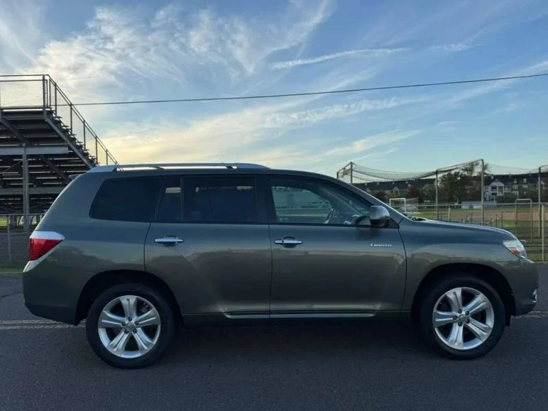 2009 Toyota Highlander - Image 9 of 12